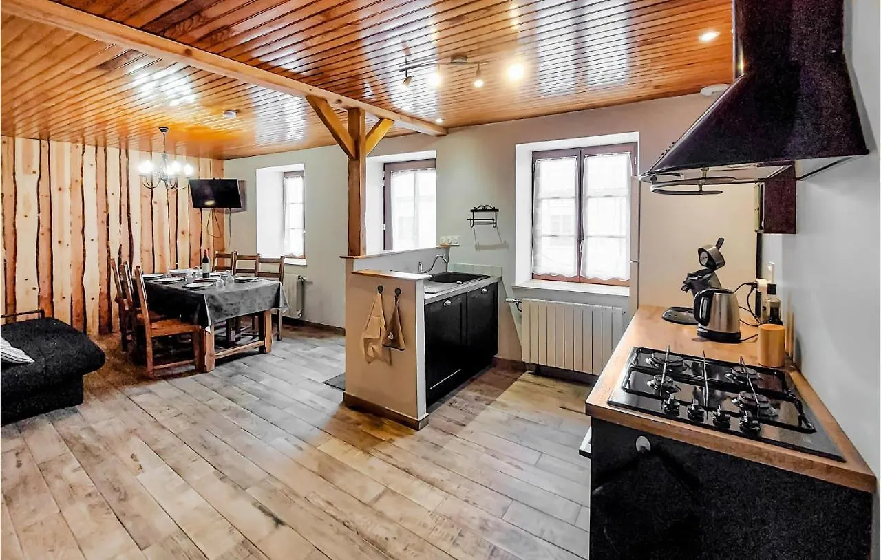 Holiday home Jolie Maison Avec Jardin Villa Verrieres-en-Forez