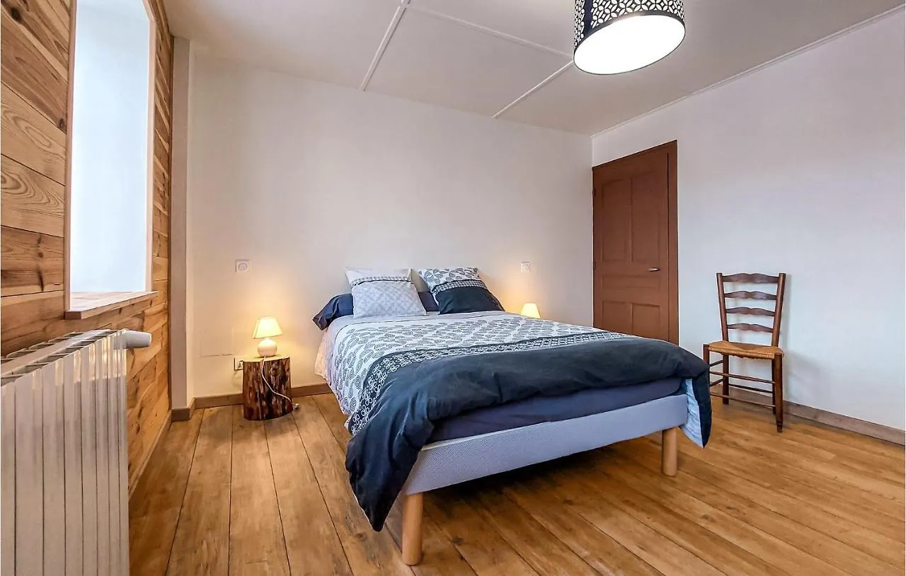 Holiday home Jolie Maison Avec Jardin Villa Verrieres-en-Forez